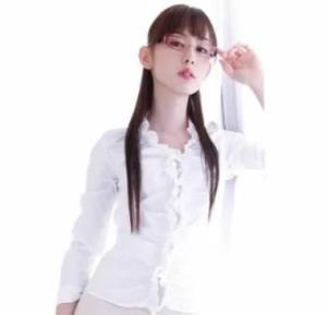 秋山静香AV片,AV界新秀的激情演绎与魅力展现